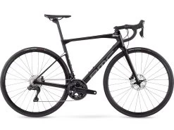 BMC Roadmachine Three Ultegra Di2 Disc 12v Vélo De Route 2022