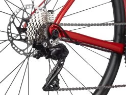 CANNONDALE CAAD13 Disc 105 Vélo De Route 2023 Candy Red -Garmin Magasin cannondale caad13 disc 105 velo de route 2023 candy red 4