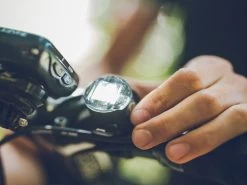 LEZYNE Lampes Avant Arrière Femto USB Drive 6 LEZYNE Lampes Avant Arrière Femto USB Drive -Garmin Magasin lezyne lampes avant arriere femto usb drive 1